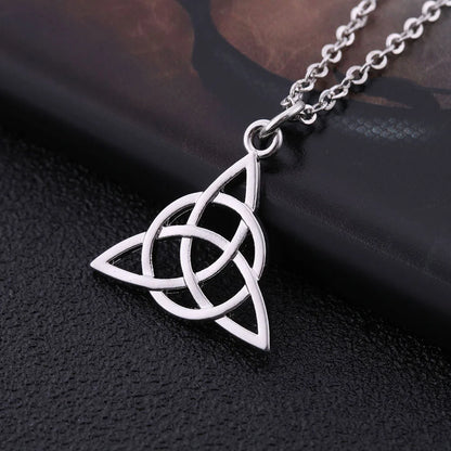 Teamer Witch Knot Pendant Necklace For Women Viking Irish Celtics Knot Magic Wicca Necklaces Jewelry Christmas Gifts Wholesale